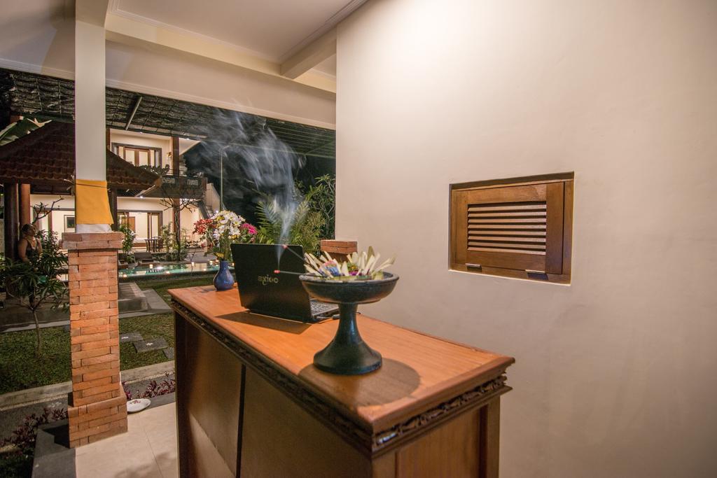 Umah Dangin Guest House Ubud  Exterior photo
