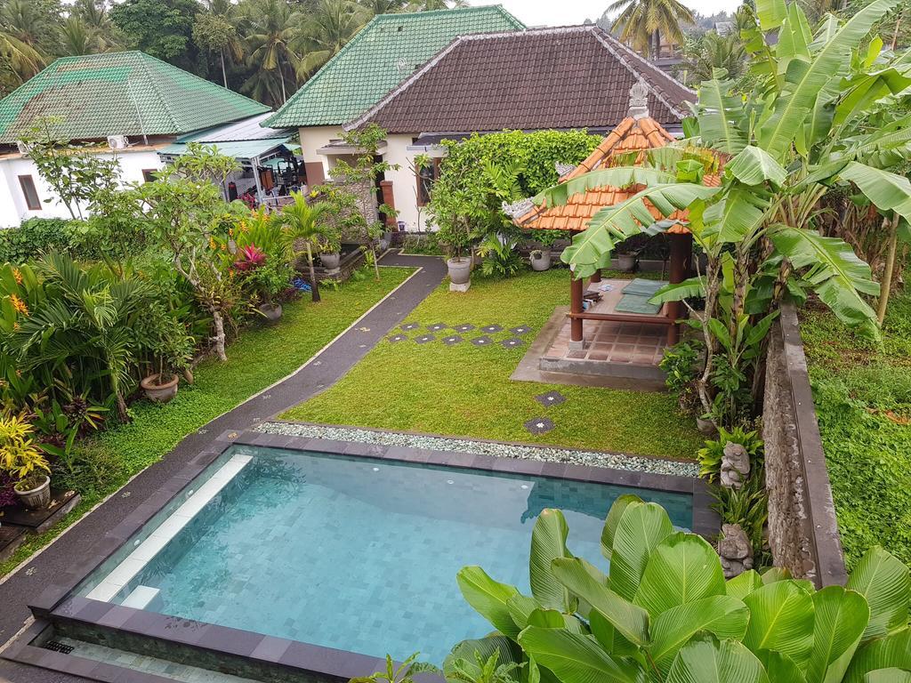 Umah Dangin Guest House Ubud  Exterior photo