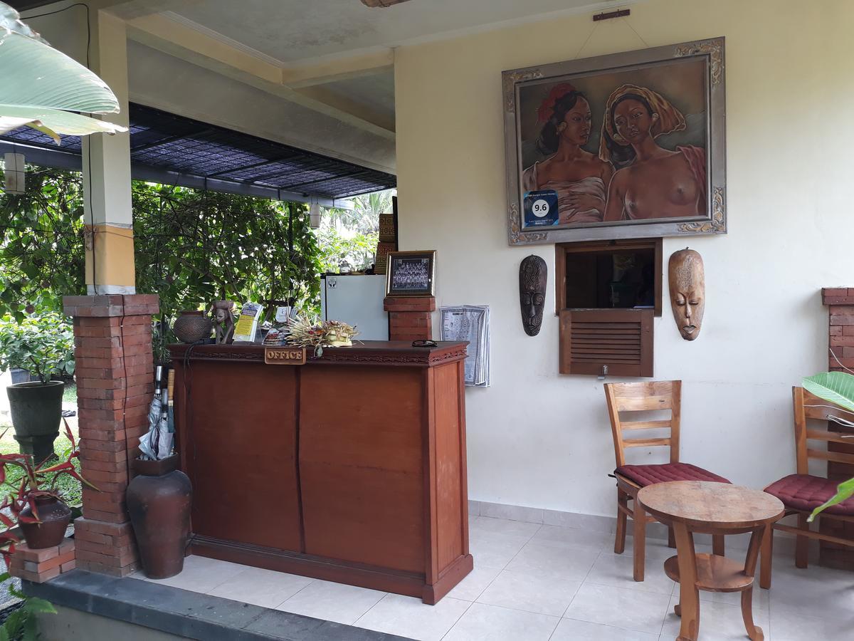 Umah Dangin Guest House Ubud  Exterior photo